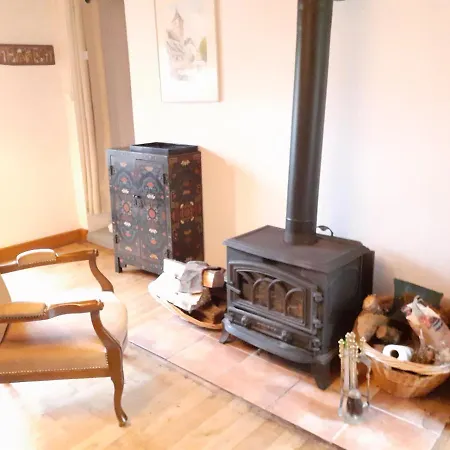 No 2 Route De La Maronne, Loupiac La Gare Loupiac (Cantal)