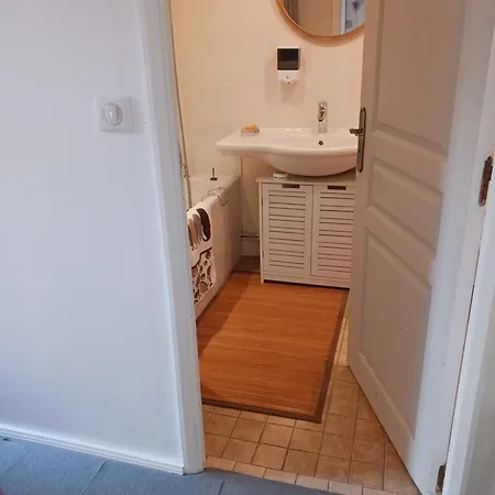 No 2 Route De La Maronne, Loupiac La Gare *